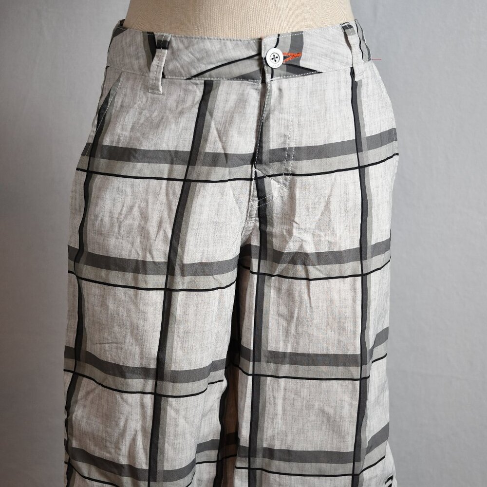 Tony Hawk Hybrid Shorts, Size 30 (Small)